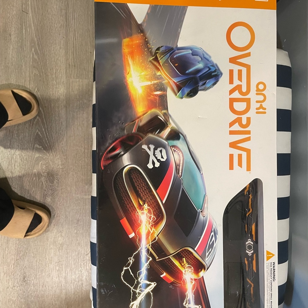 Overdrive Black and Red Racing Car - Picture 2 of 3